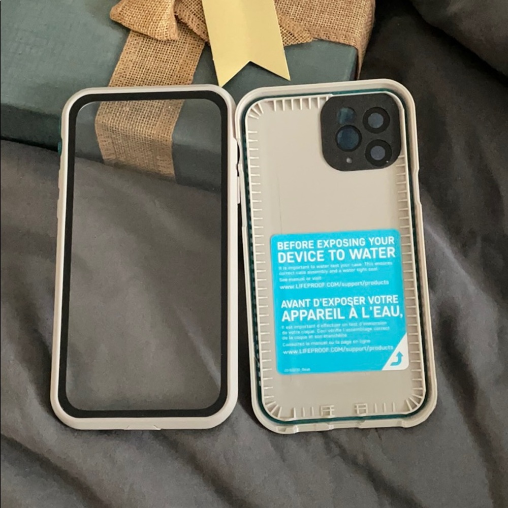 LIFEPROOF iPhone 11 PRO case
